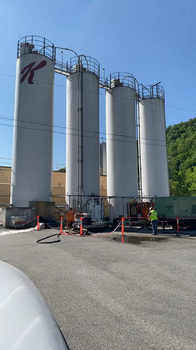 Blasting and Relining a FDA Grade Storage Silo